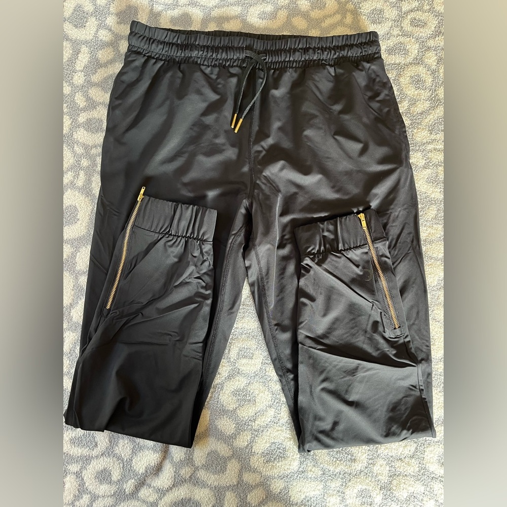 Black Everywhere Joggers - size medium